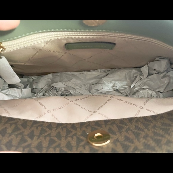 🍀NeW! Michael Kors Daria LG Satchel - Picture 9 of 13